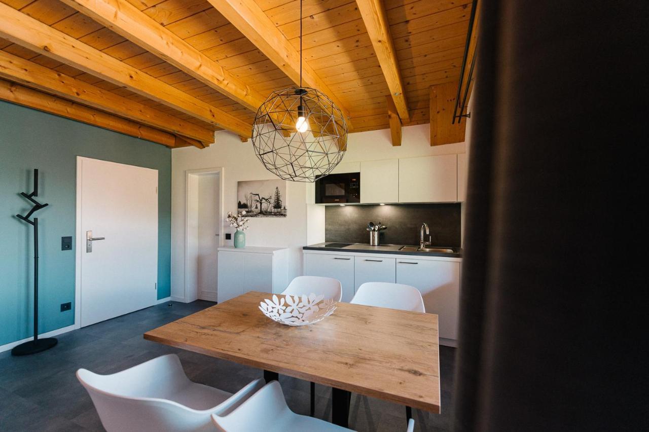 Moderne 2 Zi.-Fewo Blackforest Art Naehe Freiburg Зимонсвальд Экстерьер фото