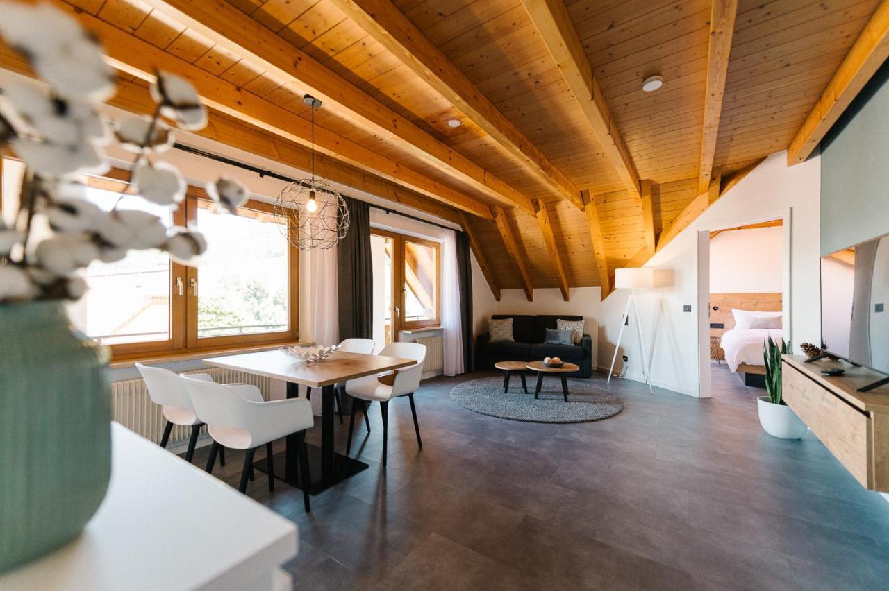 Moderne 2 Zi.-Fewo Blackforest Art Naehe Freiburg Зимонсвальд Экстерьер фото