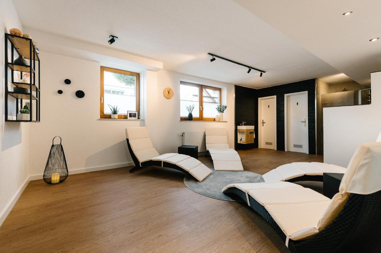 Moderne 2 Zi.-Fewo Blackforest Art Naehe Freiburg Зимонсвальд Экстерьер фото
